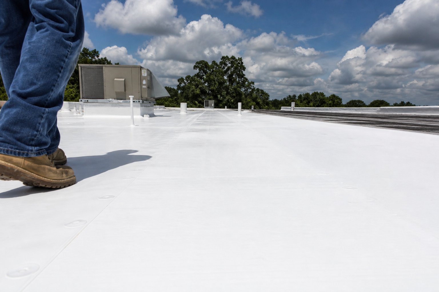 Don't Wait for Winter: Why Summer Is the Best Time for Flat Roof Repair in Allendale